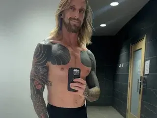 Streamate Live Porn of The_LoneRanger