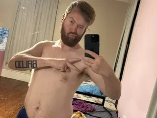 Streamate Sex Cam of Vince69inch