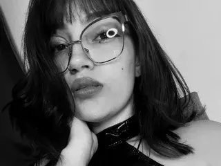 Streamate Free Porn Cam of DomAliceandAlok