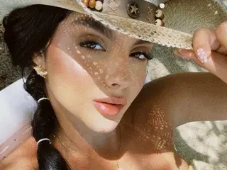 Streamate Watch Live Sex Cams of SamiLewis