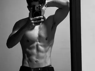 Streamate Adult Webcams of NicolaiKarav