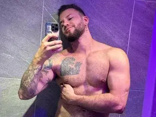 Streamate Best live sex cam show of Delessandro_woorld