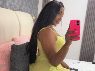 Streamate Sex Cam of NaiomiRoss