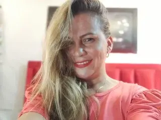 Streamate Sex Cam of MeryJeeans