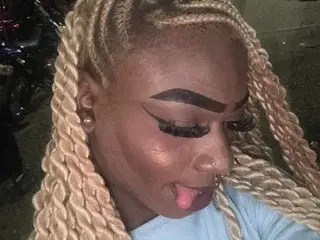 Streamate Sex Cam of vicky_hottei
