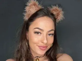 Streamate Nude Webcam of RoxyWintersBabestation