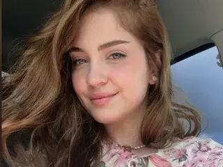 Streamate Free Live Porn of Innocenthish