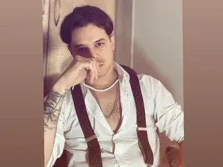 Streamate Watch Live Sex Cams of leonaloconer
