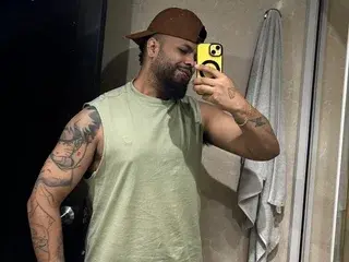 Streamate Free Porn Cam of IM_Harris