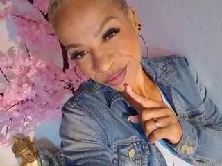 Streamate Live Porn of summernight42