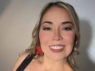Streamate Live Sex Cam of Anna_Luu