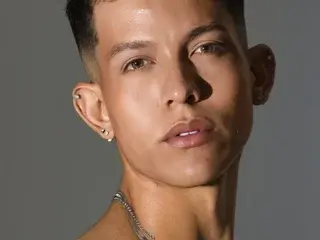 Streamate Live Sex of LeisanFox