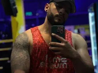 Streamate Sex Chat of Mike_Savage