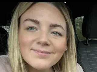 Streamate Live Sex Cam of GoldenHourGirl