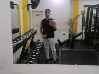Streamate Live Porn of AlejandroHoot