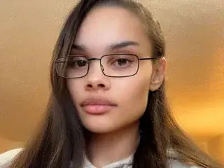 Streamate Live Sex Cam of KarmelKarma69