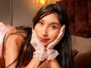 Streamate Nude Webcam of CarolinaPreston