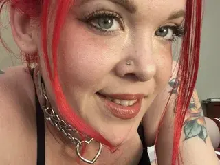 Streamate Best live sex cam show of TemptingTiny