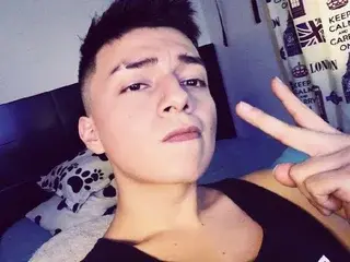 Streamate Sex Cam of aiden80