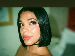 Streamate Sex Cam of TiianaGlow