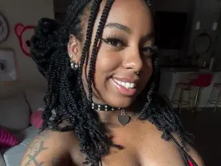 Streamate Free Porn Cam of MsCookieSwirl