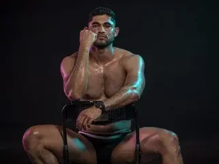 Streamate Sex Cam of Tonyyprice18