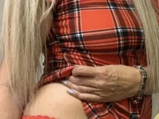 Streamate Best live sex cam show of SavannahSlater