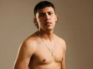 Streamate Adult Video Chat of Robisson_Zaack