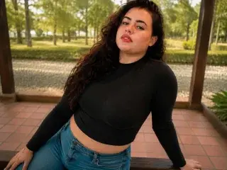Streamate Free Porn Cam of LatinFruit