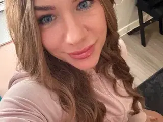 Streamate Live Sex Cam of Miss_Trisha_XO