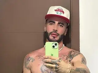 Streamate Adult Webcam of GAWAINN_ZELDRIS