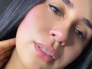 Streamate Live Sex of Isabell_Heat