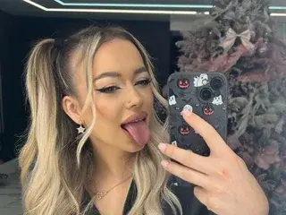 Streamate Best live sex cam show of KylieJoyce