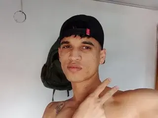 Streamate Live Sex Cam of PetterBigcook