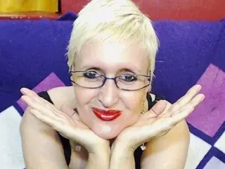 Streamate Live Sex Cam of reniahot