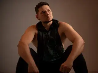 Streamate Best live sex cam show of Izui_Pierce