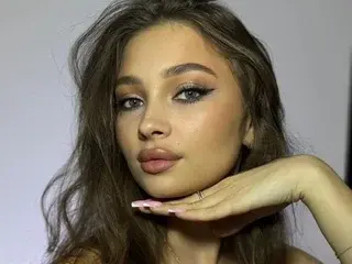 Streamate Live Sex of MilaLick