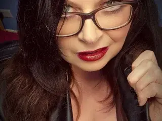 Streamate Free Porn Cam of MatureBustyMilf