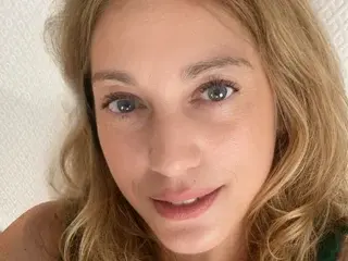 Streamate Adult Webcam of Rose_Angeli