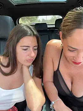 Stripchat Live Porn of SweetAlegra_