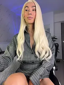 Stripchat Sex Cam of miss_tatiana_