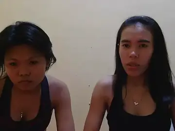 Stripchat Sex Cam of 2sweetladies