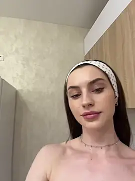 Stripchat Watch Live Sex Cams of Camilla_Railian