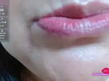 Stripchat Free Porn Cam of Kerly_Doll
