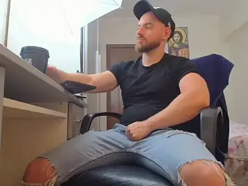 Stripchat Free Porn Cam of Ryanstone_