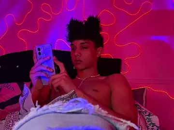 Stripchat Watch Live Sex Cams of RoughDiamond_