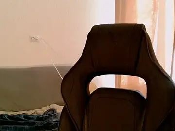 Stripchat Best live sex cam show of May_Bloom