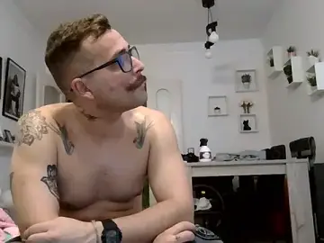 Stripchat Live Porn of yanick931