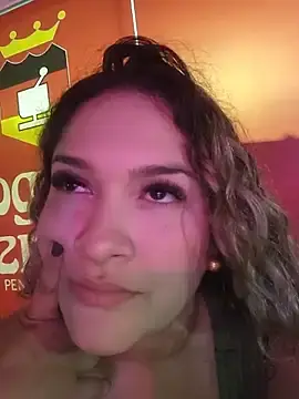 Stripchat Live Porn of Sara_smiiith211
