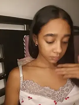 Stripchat Free Live Porn of Zoe_Sweett18